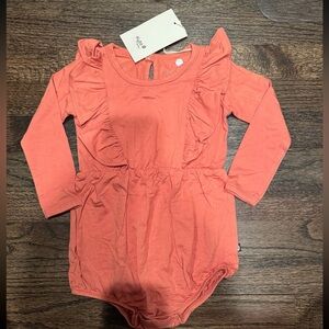 NWT Kyte Baby Long sleeve romper size 18-24 months